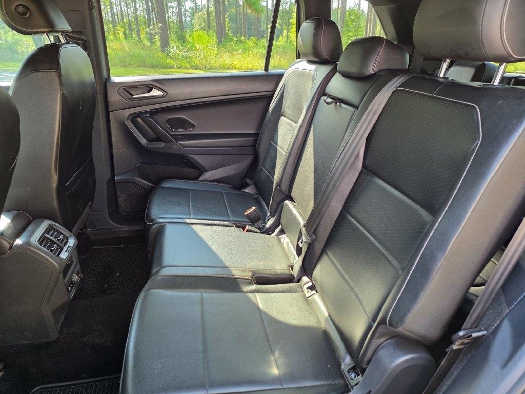 Volkswagen Tiguan 2.0T SE R-Line Black FWD 2021