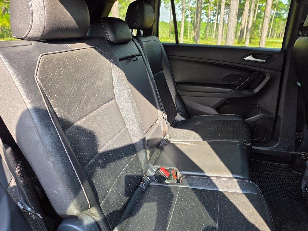 Volkswagen Tiguan 2.0T SE R-Line Black FWD 2021