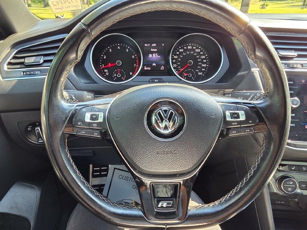 Volkswagen Tiguan 2.0T SE R-Line Black FWD 2021