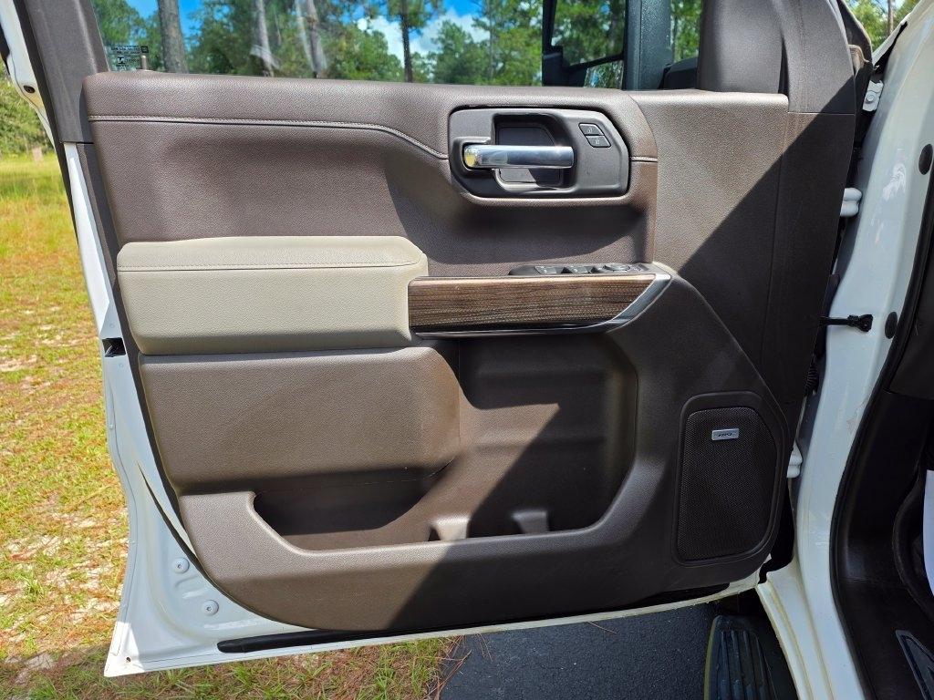 Chevrolet Silverado 1500 LTD 4WD Crew Cab 147" RST 2022