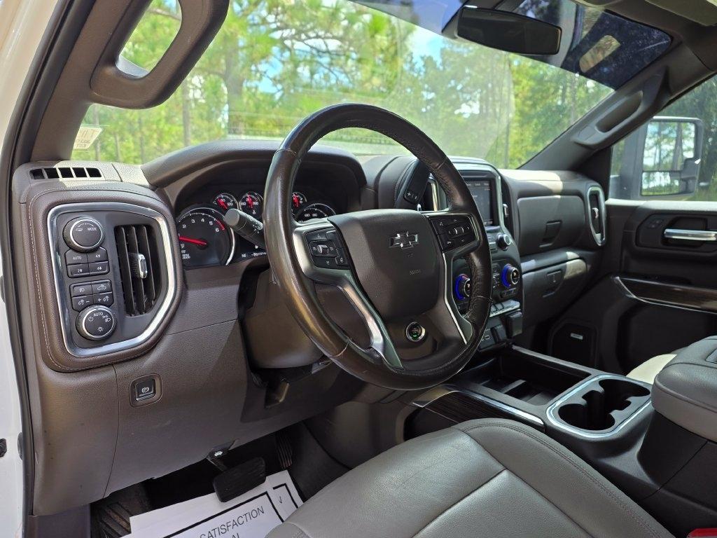 Chevrolet Silverado 1500 LTD 4WD Crew Cab 147" RST 2022