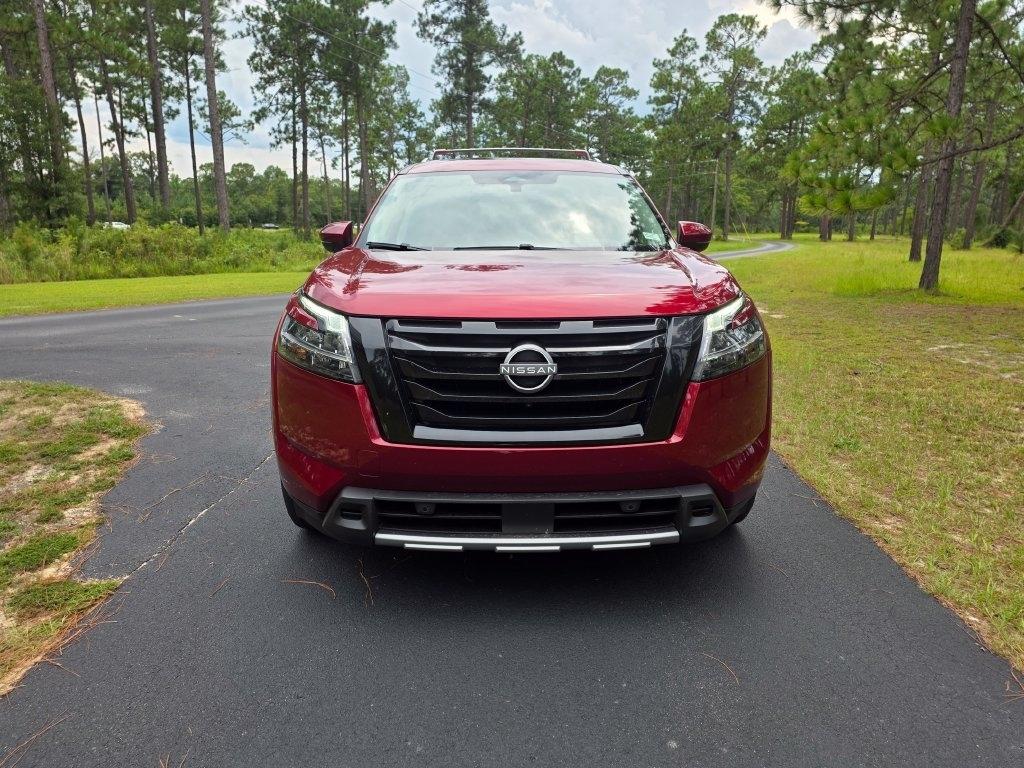 Nissan Pathfinder Platinum 2WD 2024