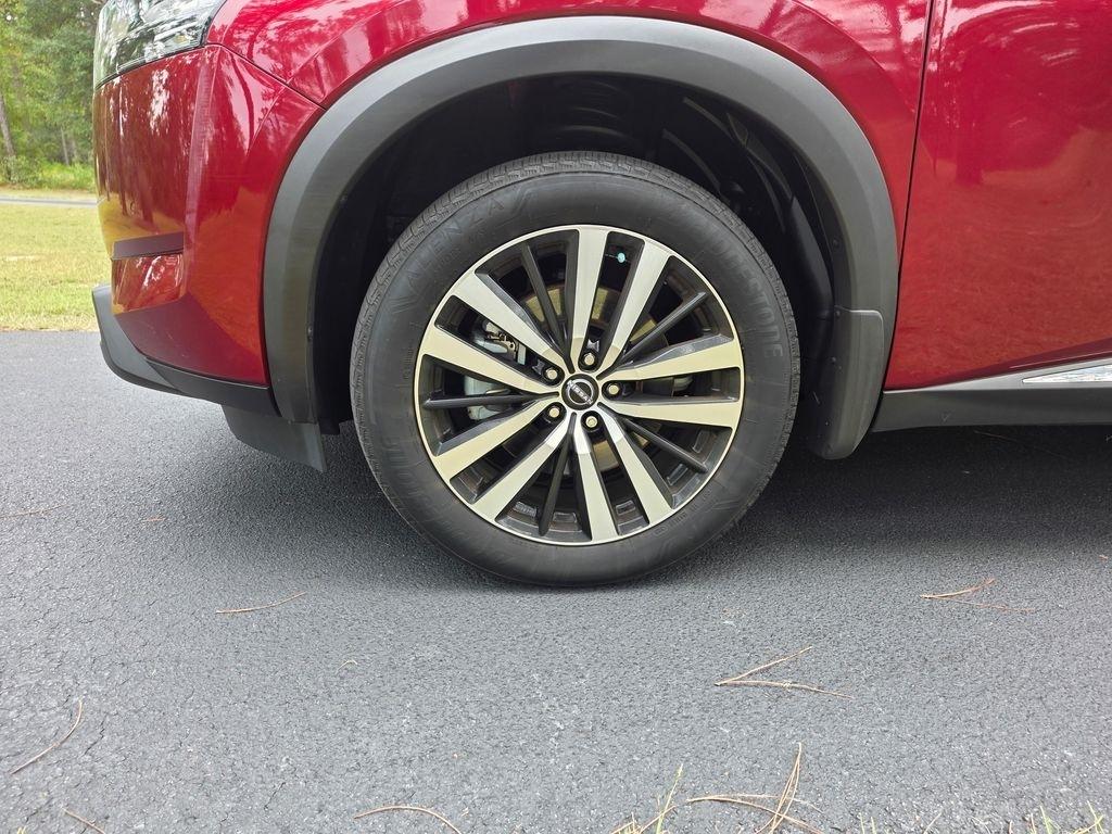 Nissan Pathfinder Platinum 2WD 2024