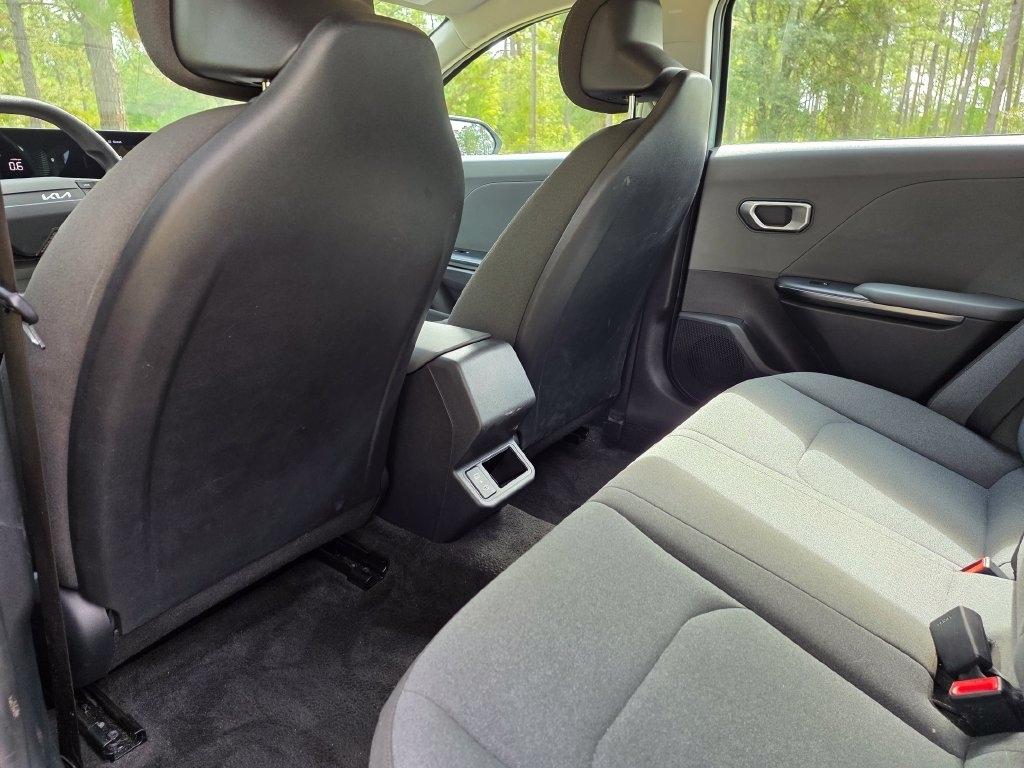 Kia K4 LXS FWD 2025