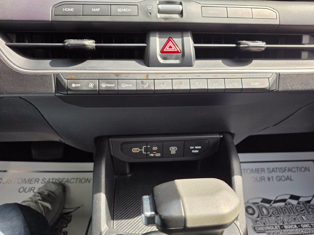 Kia K4 LXS FWD 2025