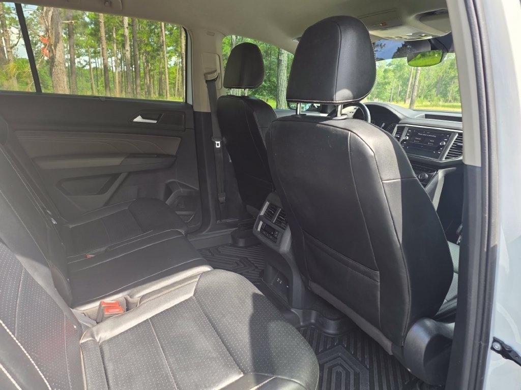 Volkswagen Atlas 2021.5 3.6L V6 SE w/Technology FWD 2021