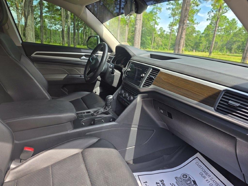 Volkswagen Atlas 2021.5 3.6L V6 SE w/Technology FWD 2021
