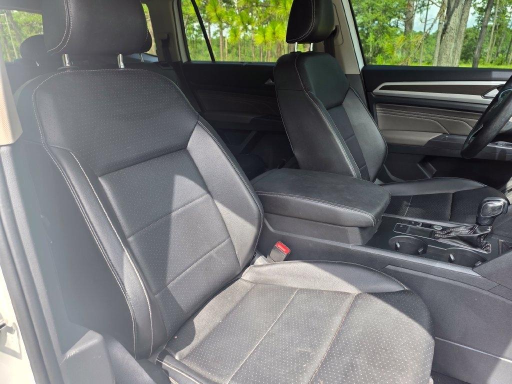 Volkswagen Atlas 2021.5 3.6L V6 SE w/Technology FWD 2021