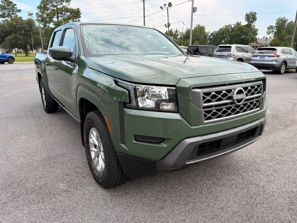 Nissan Frontier Crew Cab 4x2 SV 2024
