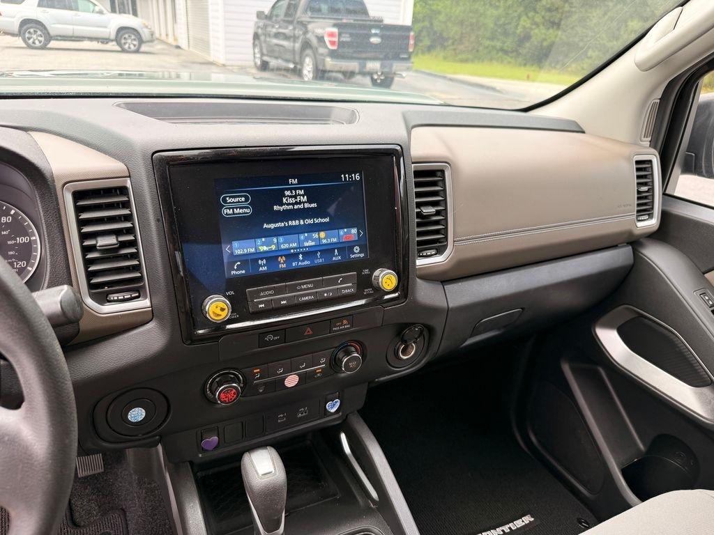 Nissan Frontier Crew Cab 4x2 SV 2024
