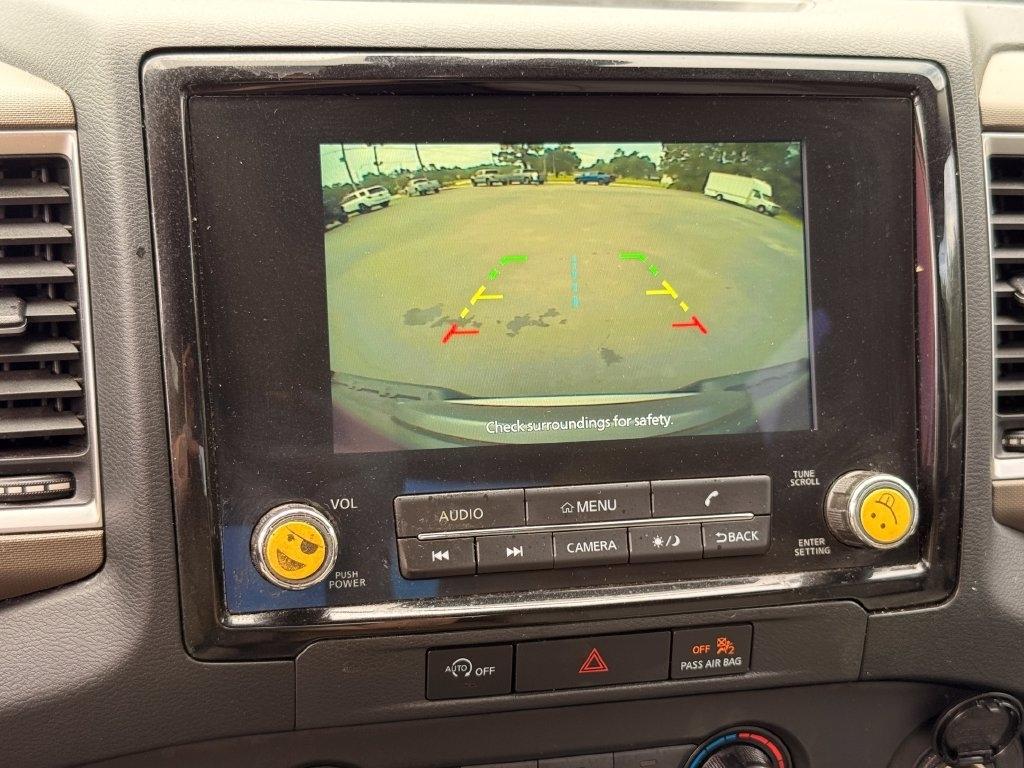 Nissan Frontier Crew Cab 4x2 SV 2024