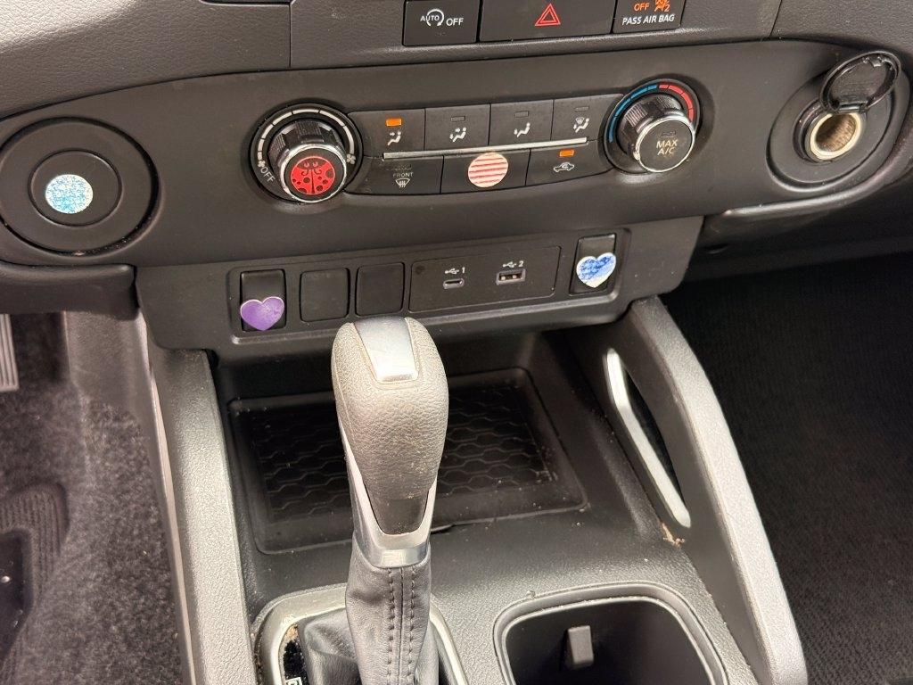 Nissan Frontier Crew Cab 4x2 SV 2024