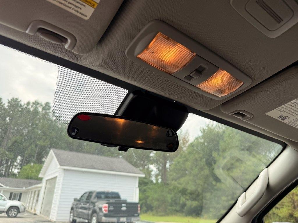 Nissan Frontier Crew Cab 4x2 SV 2024