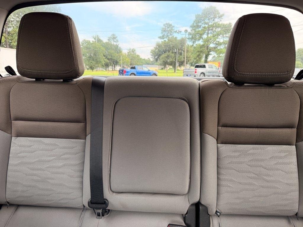 Nissan Frontier Crew Cab 4x2 SV 2024