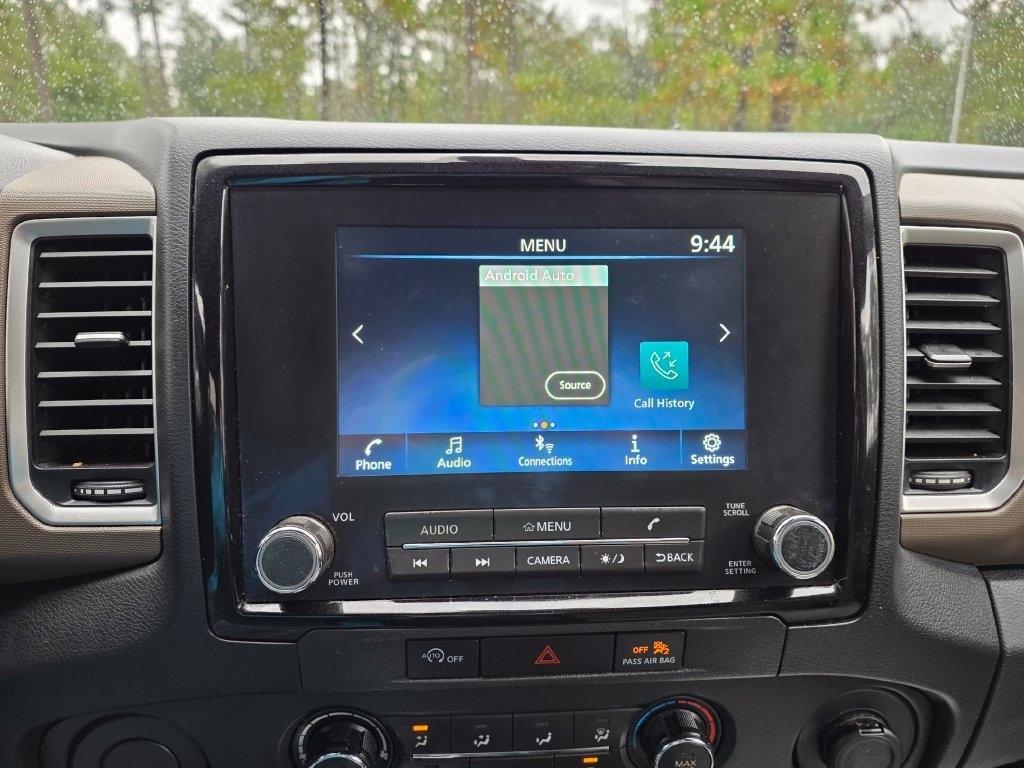 Nissan Frontier Crew Cab 4x2 SV 2024