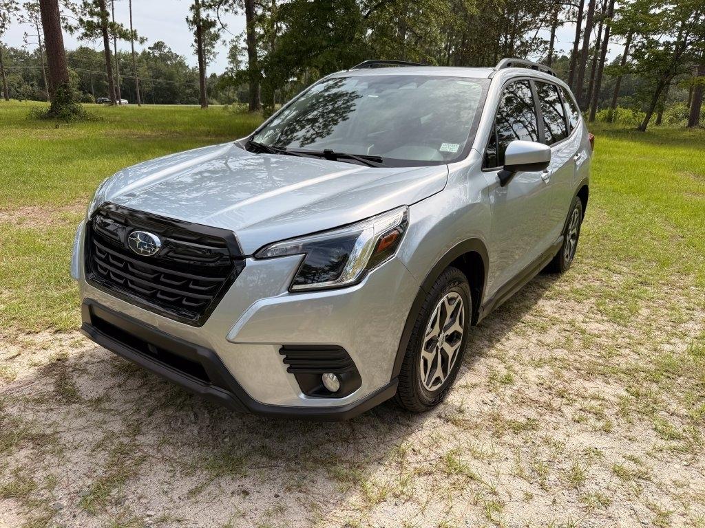 Subaru Forester Premium CVT 2022