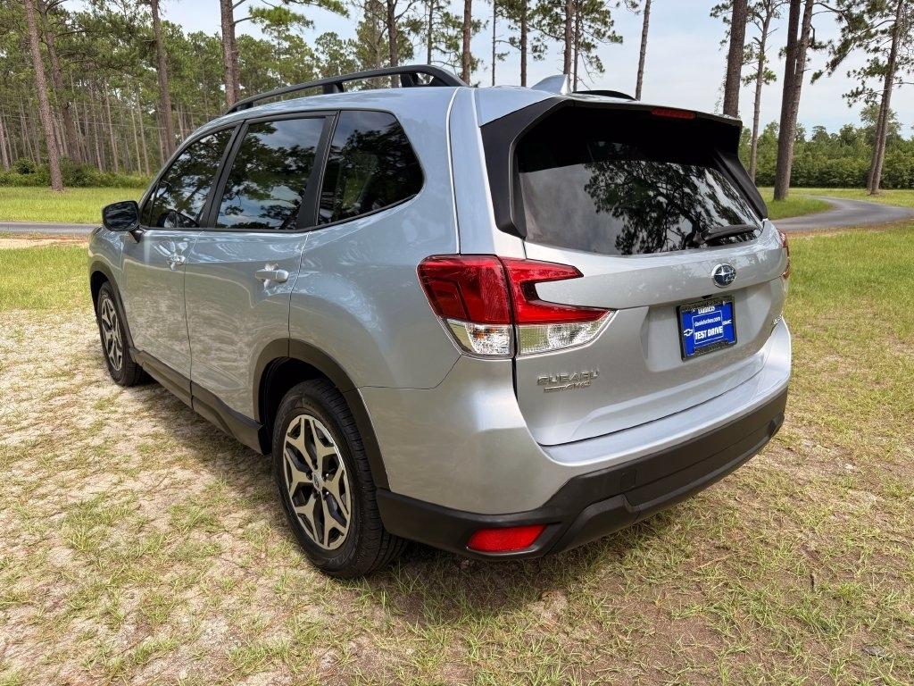 Subaru Forester Premium CVT 2022