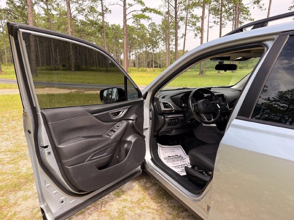 Subaru Forester Premium CVT 2022