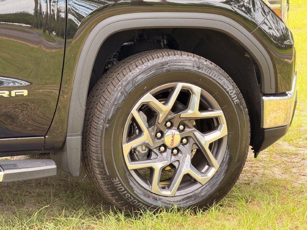 GMC Sierra 1500 4WD Crew Cab 147" SLT 2022