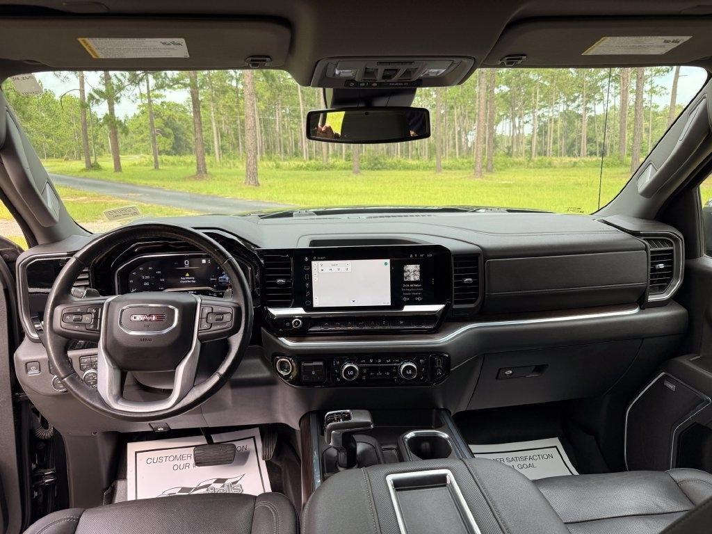 GMC Sierra 1500 4WD Crew Cab 147" SLT 2022