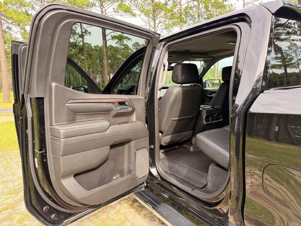 GMC Sierra 1500 4WD Crew Cab 147" SLT 2022