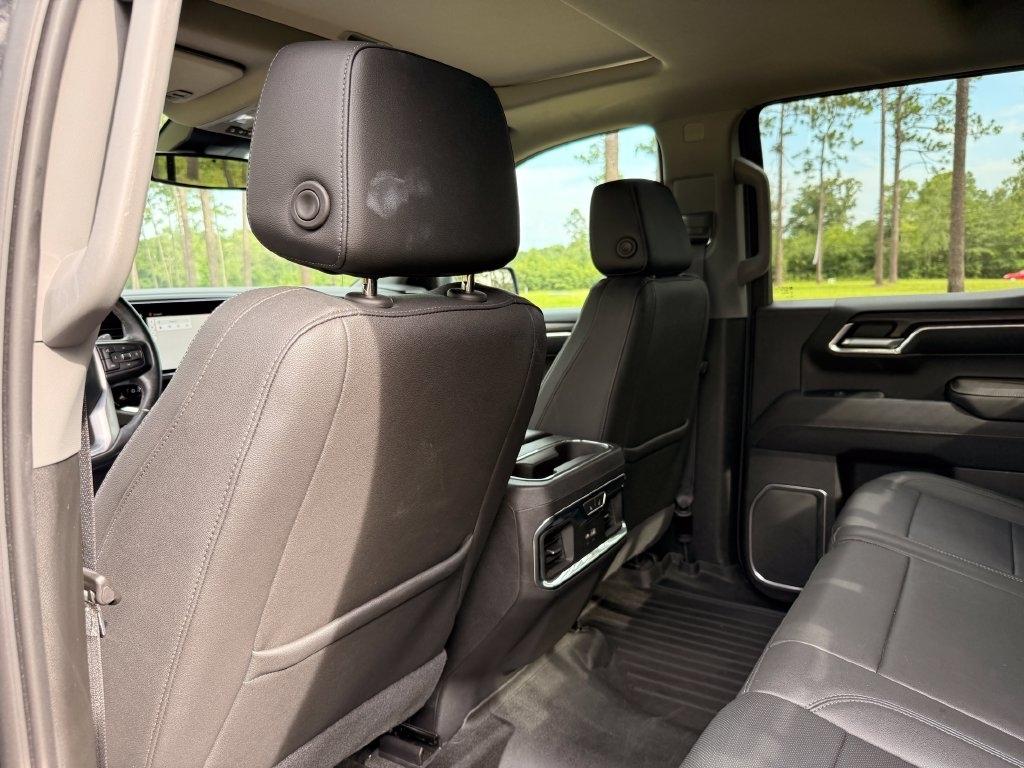 GMC Sierra 1500 4WD Crew Cab 147" SLT 2022