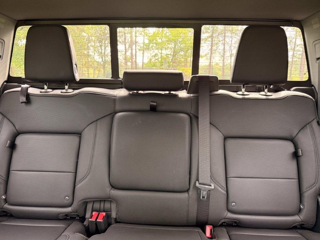 GMC Sierra 1500 4WD Crew Cab 147" SLT 2022