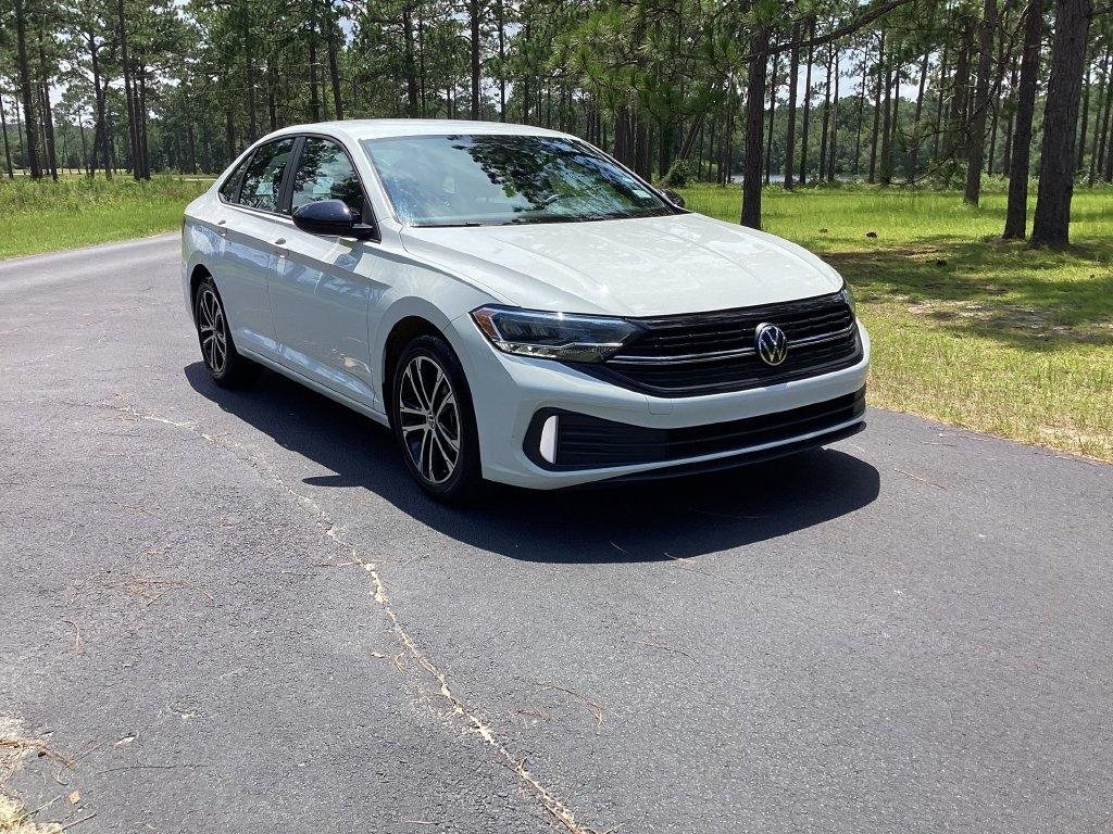 Volkswagen Jetta Sport Auto 2024