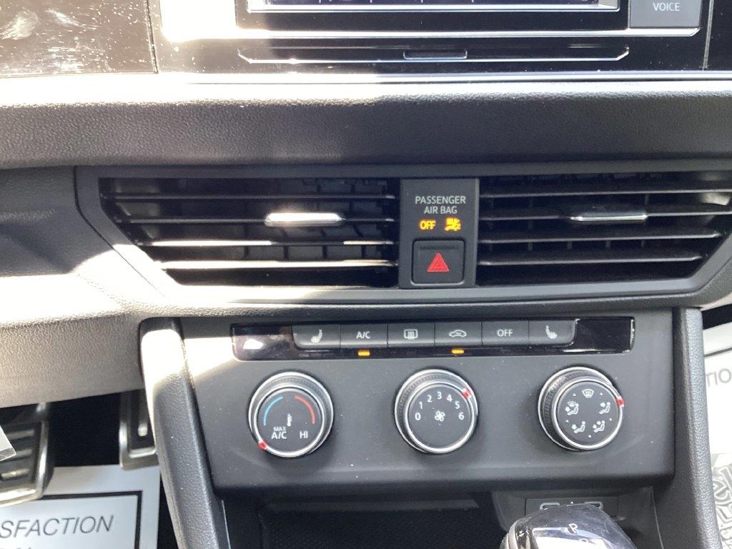 Volkswagen Jetta Sport Auto 2024