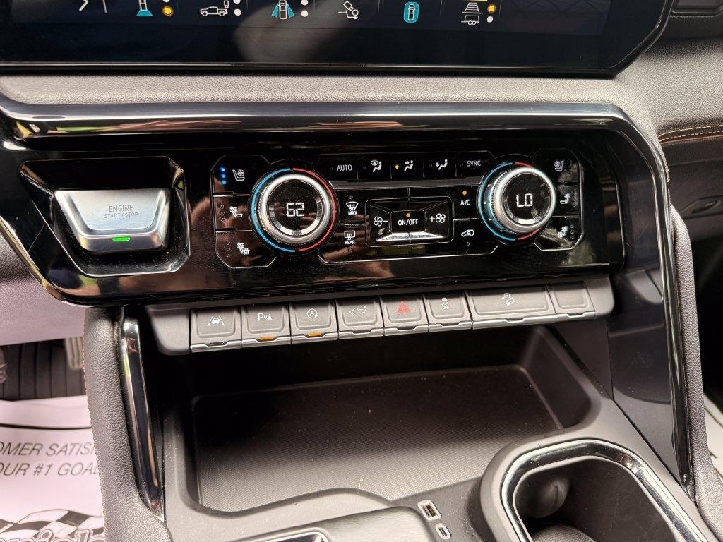 GMC Sierra 1500 4WD Crew Cab 147" AT4 2023