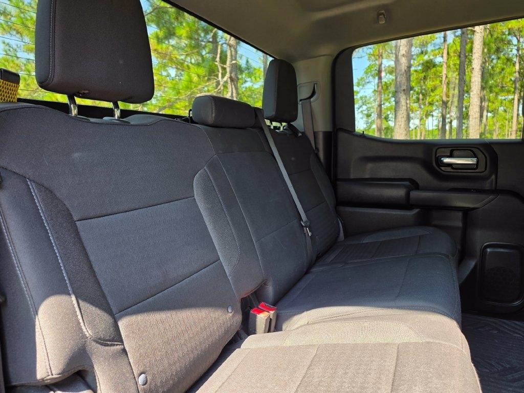 Chevrolet Silverado 1500 4WD Crew Cab 147" Custom Trail Boss 2025