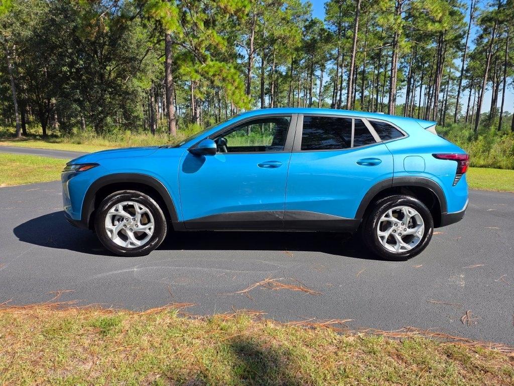 Chevrolet Trax FWD 4dr LS 2026