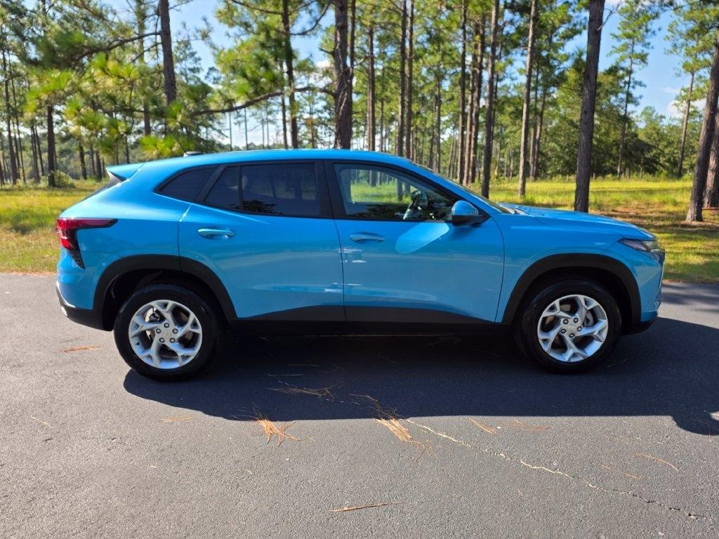 Chevrolet Trax FWD 4dr LS 2026