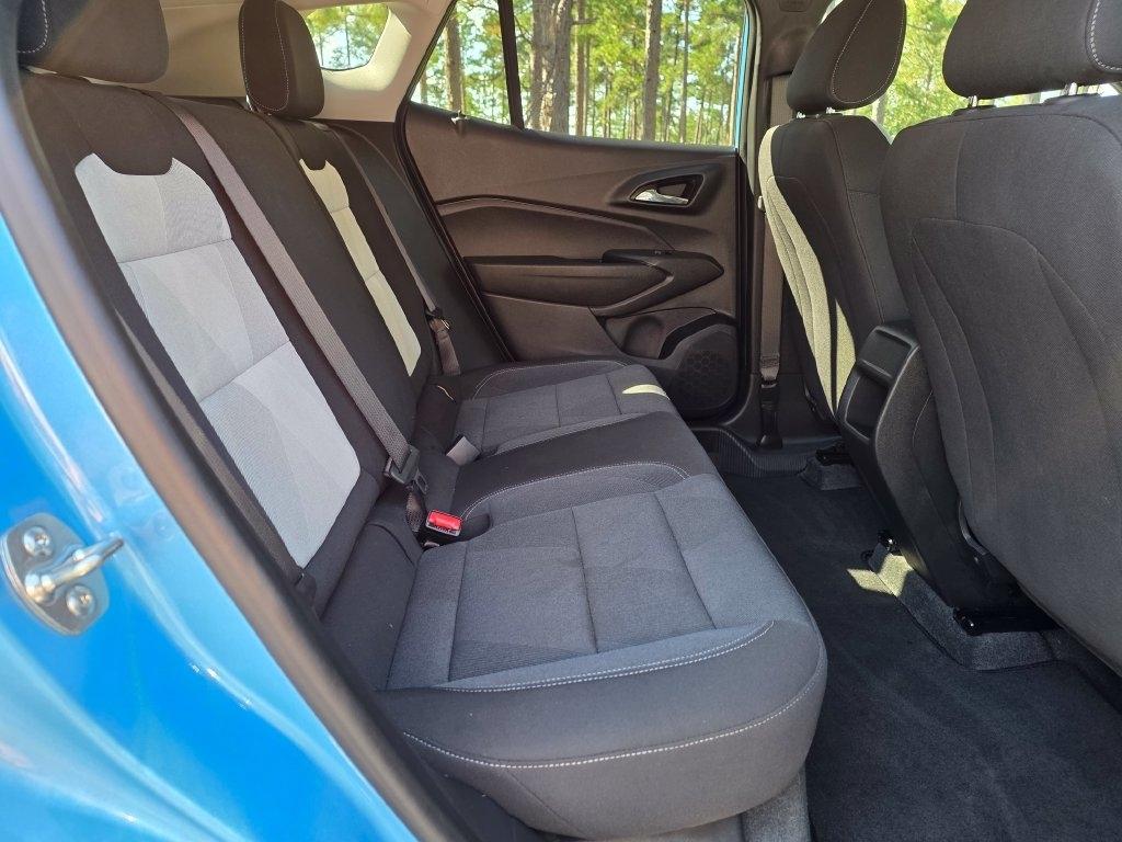 Chevrolet Trax FWD 4dr LS 2026