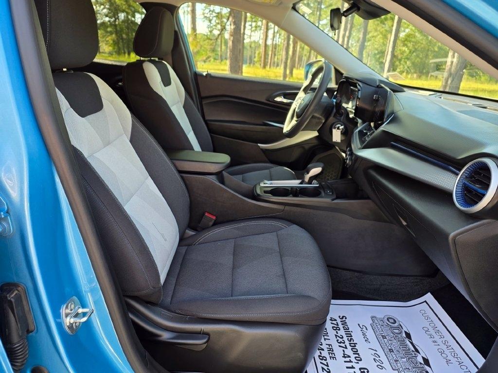 Chevrolet Trax FWD 4dr LS 2026