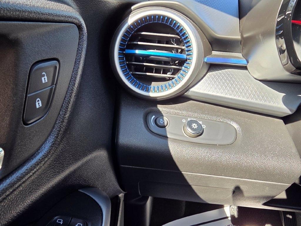 Chevrolet Trax FWD 4dr LS 2026