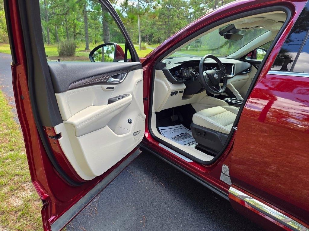 Buick Envision FWD 4dr Avenir 2023