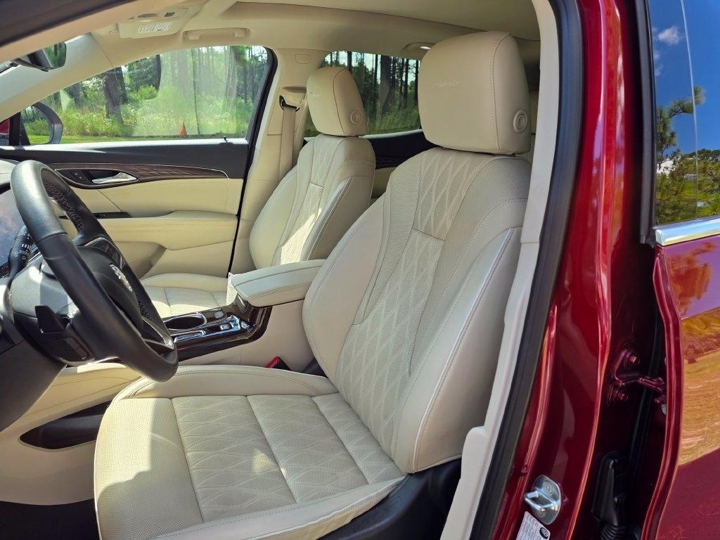 Buick Envision FWD 4dr Avenir 2023