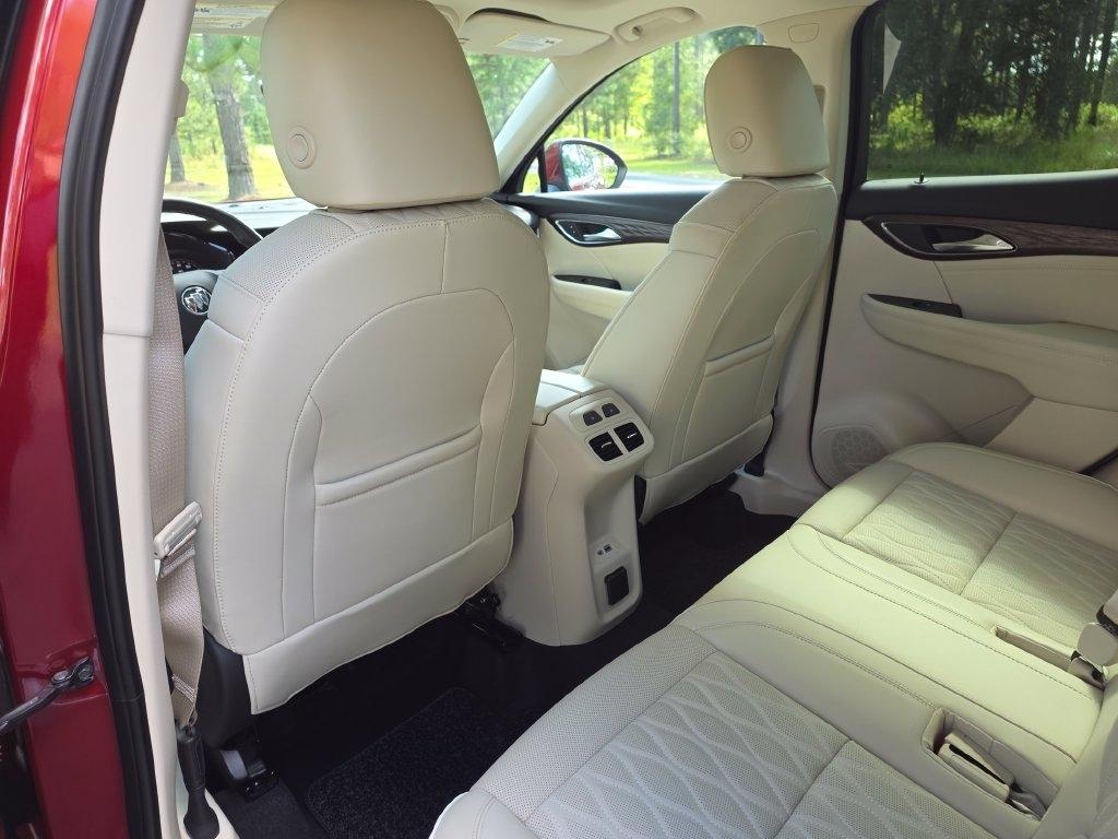 Buick Envision FWD 4dr Avenir 2023