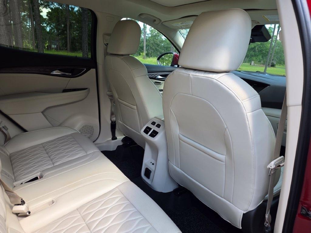 Buick Envision FWD 4dr Avenir 2023
