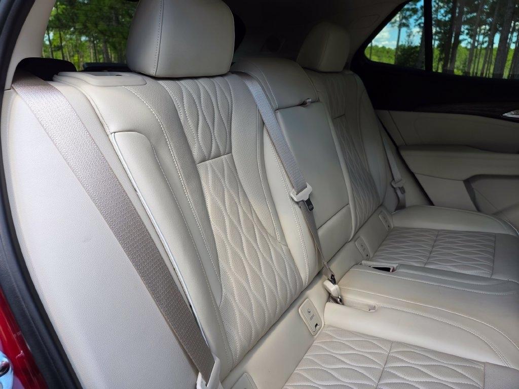 Buick Envision FWD 4dr Avenir 2023