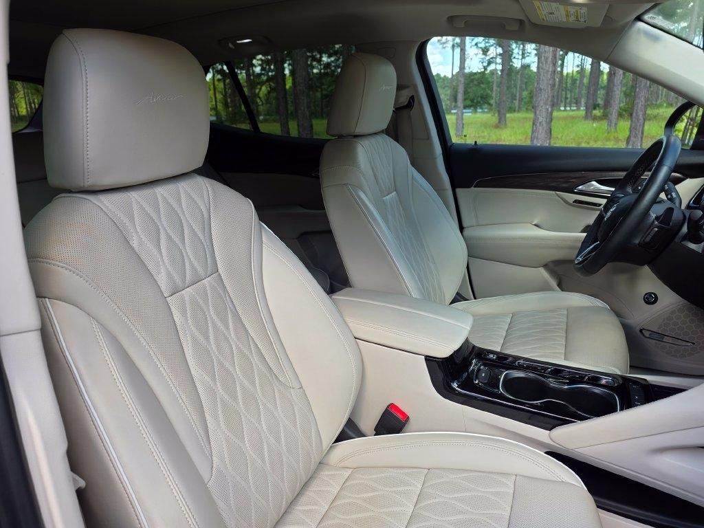 Buick Envision FWD 4dr Avenir 2023