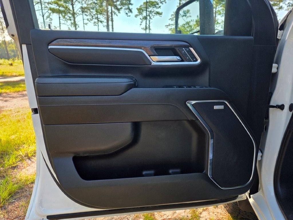 Chevrolet Silverado 2500HD 4WD Crew Cab 159" LTZ 2024