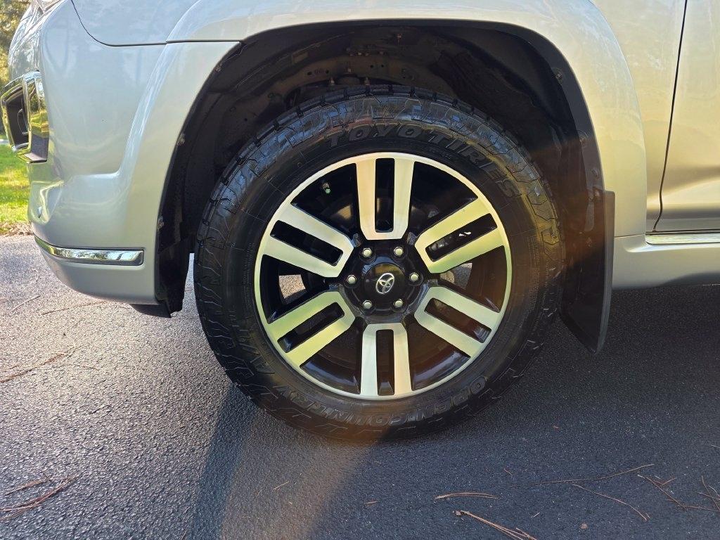 Toyota 4Runner Limited 4WD (Natl) 2021