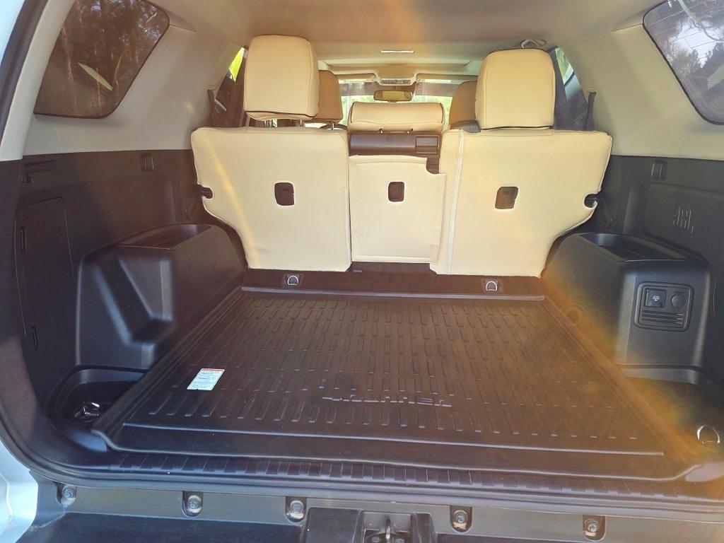 Toyota 4Runner Limited 4WD (Natl) 2021
