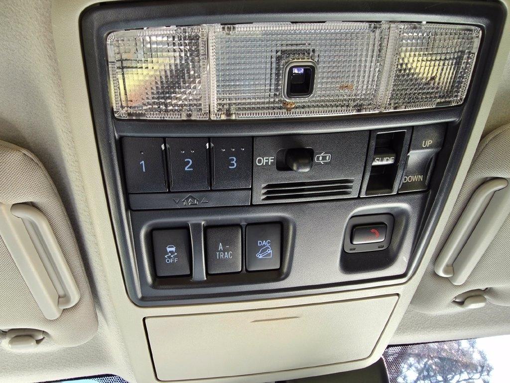 Toyota 4Runner Limited 4WD (Natl) 2021