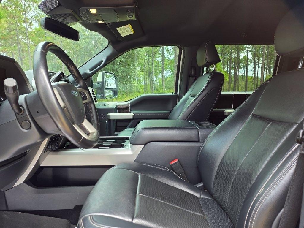 Ford Super Duty F-250 SRW King Ranch 4WD Crew Cab 8' Box 2022