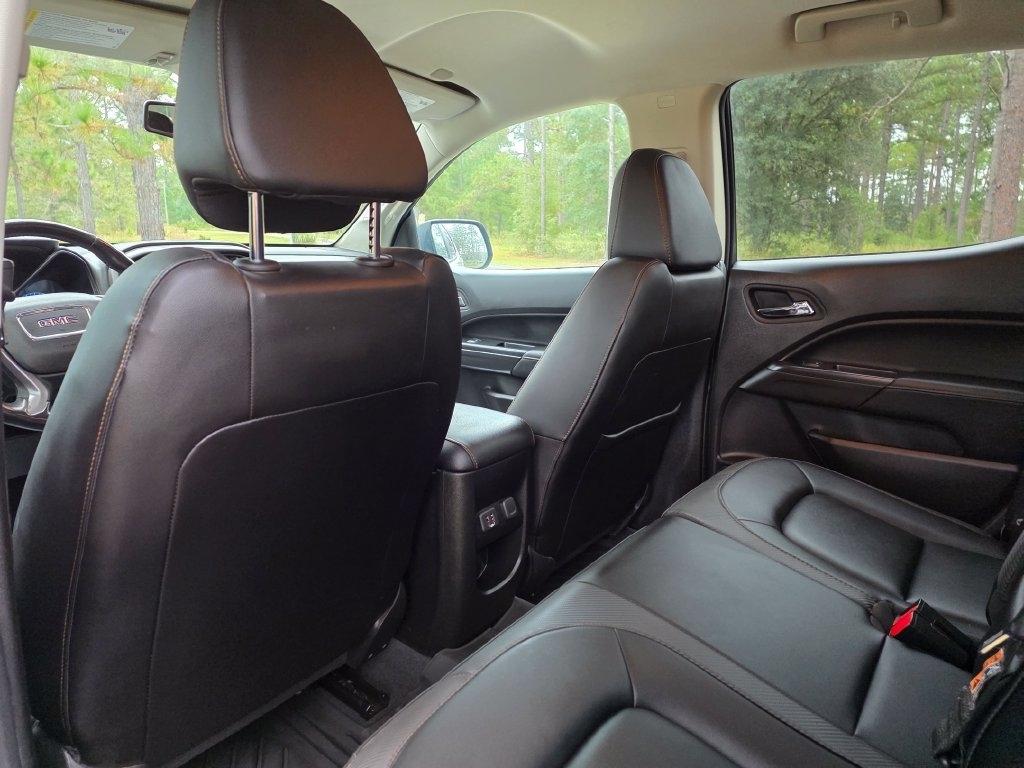 GMC Canyon 4WD Crew Cab 128" AT4 w/Leather 2022