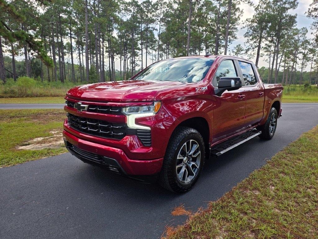 2024 Chevrolet Silverado 1500 4WD Crew Cab 147" RST