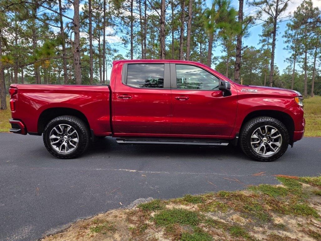 Chevrolet Silverado 1500 4WD Crew Cab 147" RST 2024